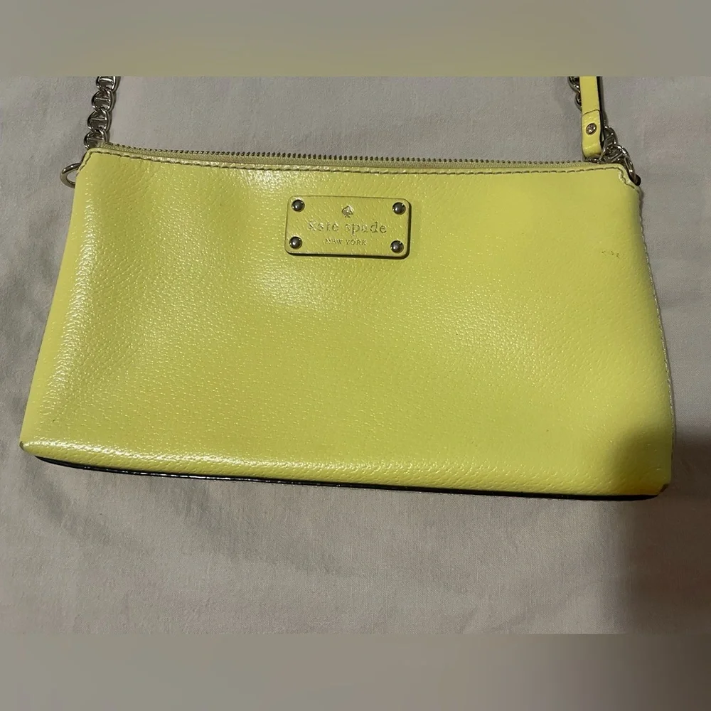 Yellow Kate Spade purse - Picture 1 of 4